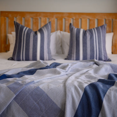 Protea Throw Geometry (Midnight Blue/ Overcast Sky)